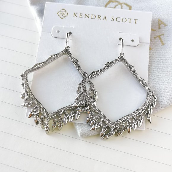 Kendra Scott - Lacy Drop Earrings - Silver - Picture 3 of 5